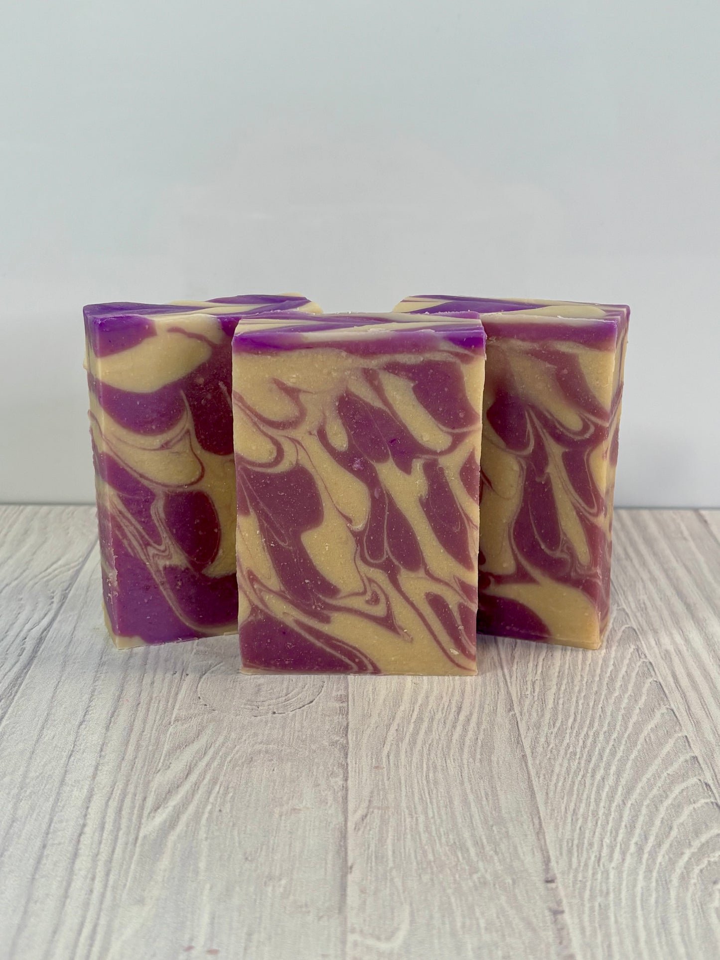 LAVENDER + HONEY LUXE GOAT MILK SOAP