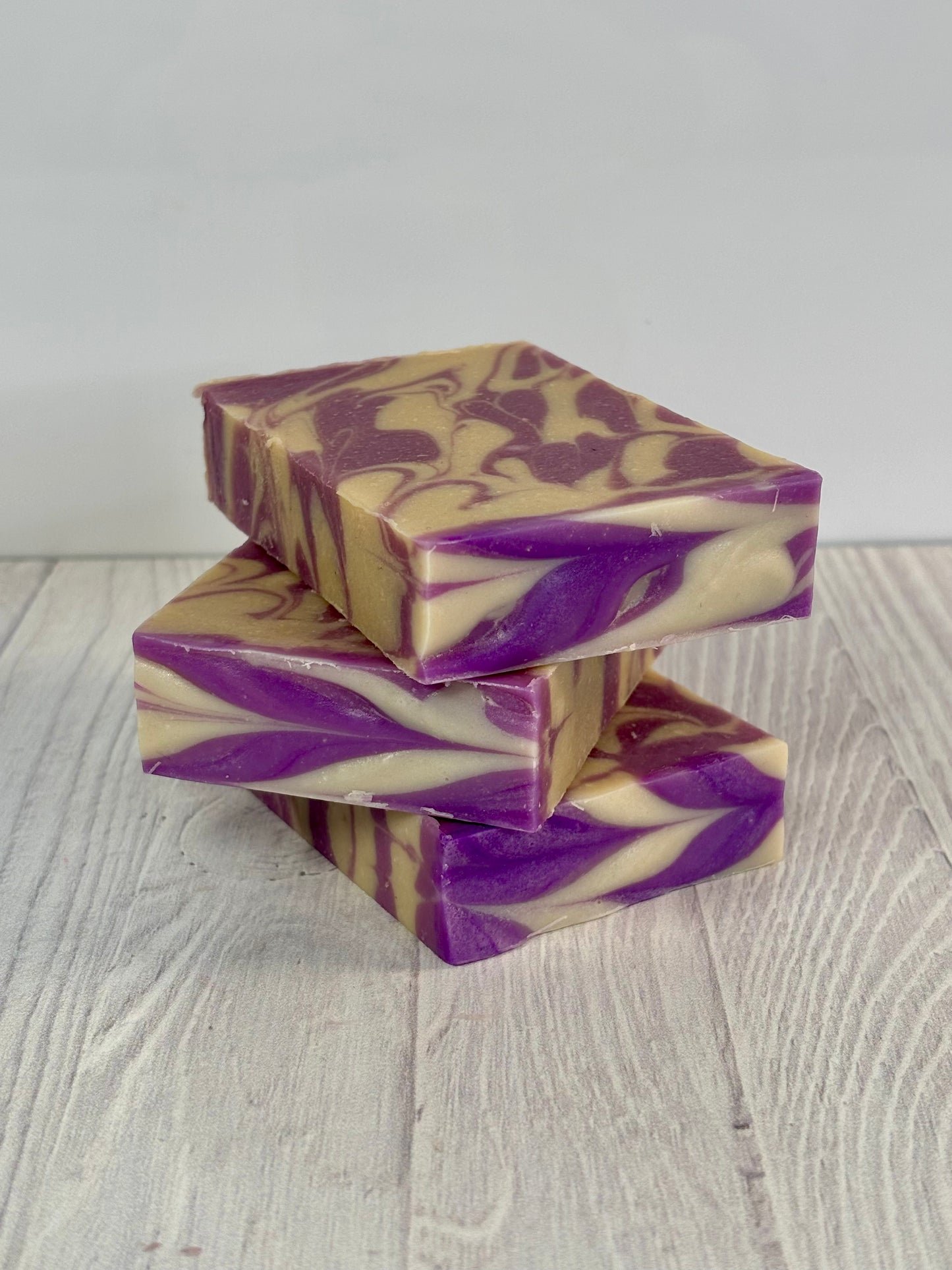 LAVENDER + HONEY LUXE GOAT MILK SOAP