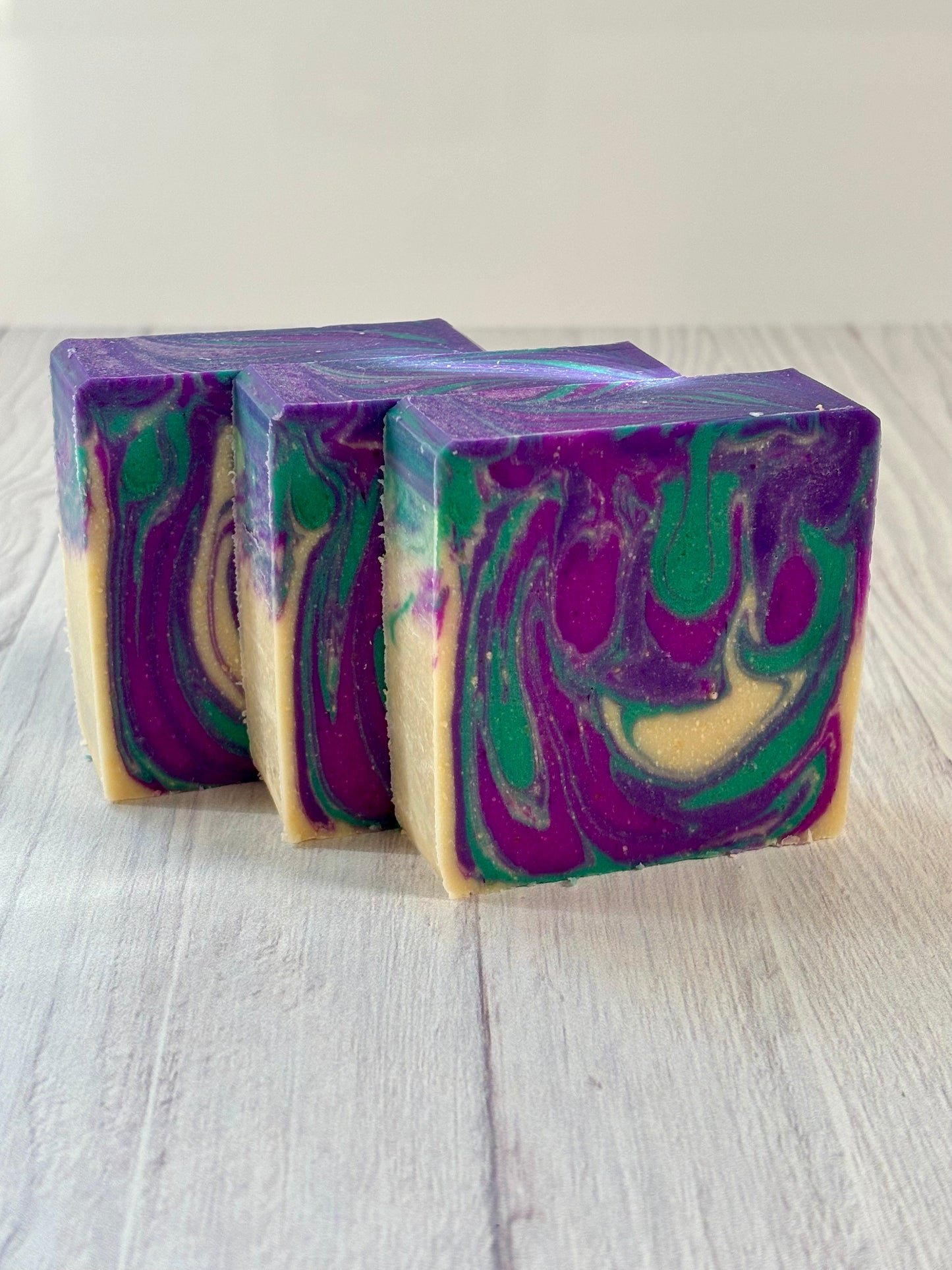 VIOLET MINT LUXE GOAT MILK + TALLOW SOAP
