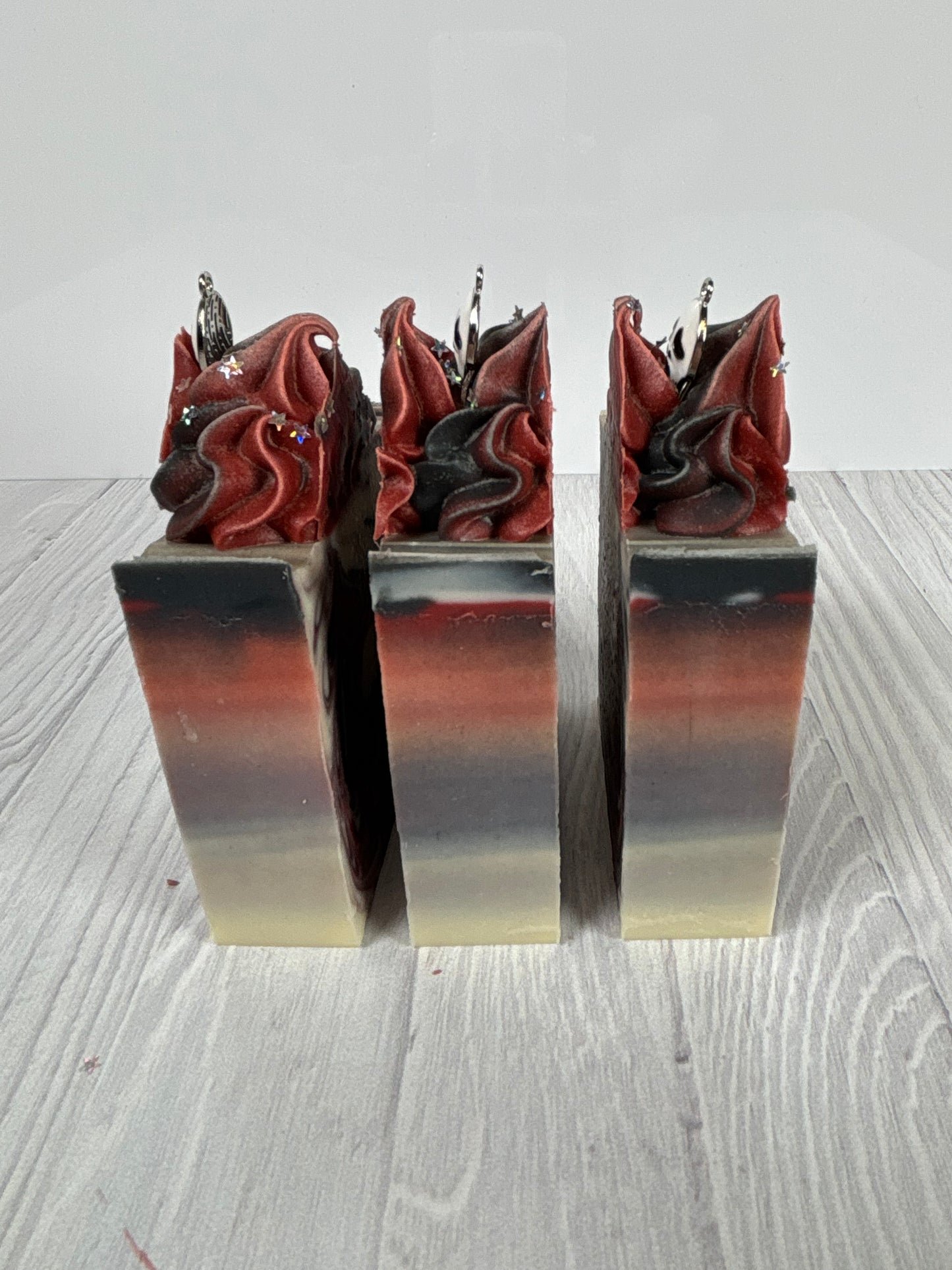 SCREAM LUXE COCONUT MILK + TALLOW SOAP