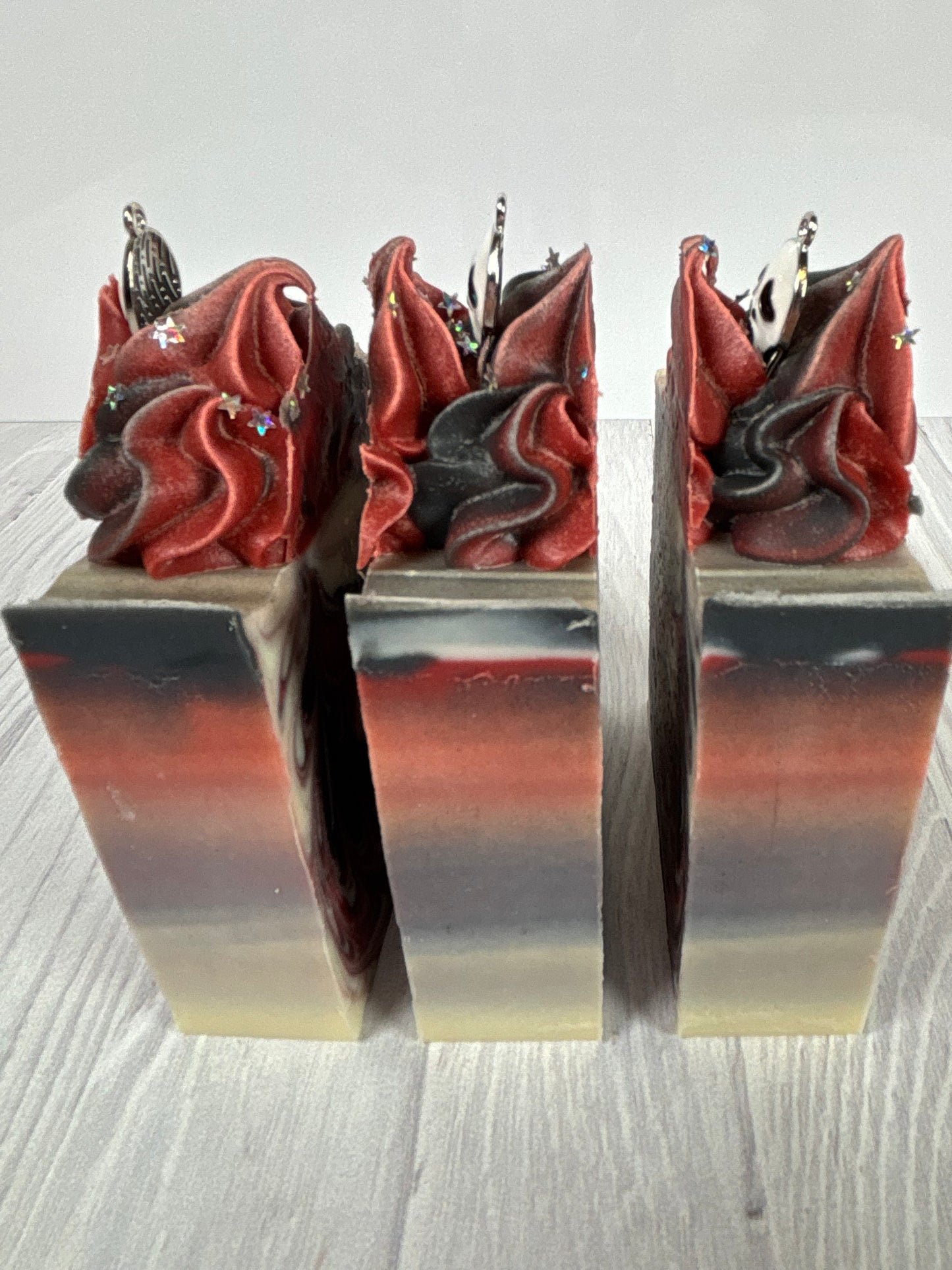 SCREAM LUXE COCONUT MILK + TALLOW SOAP
