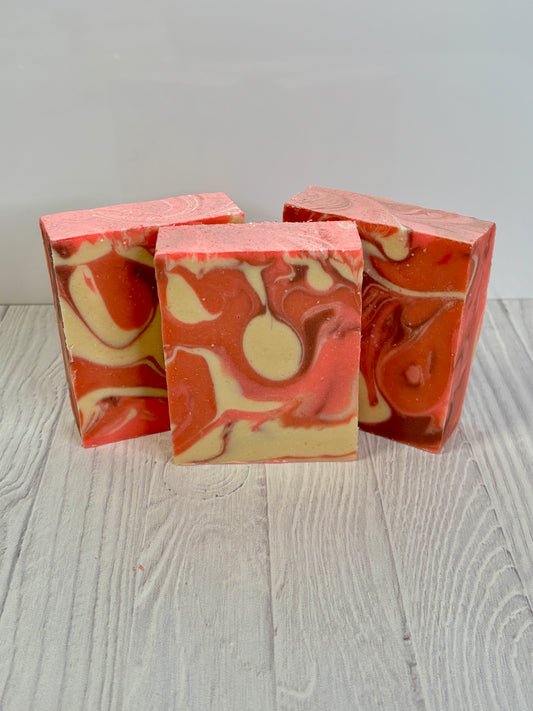 PEPPERMINT SWIRL LUXE GOAT MILK + TALLOW SOAP